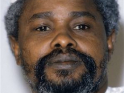 Экс-президента Чада будут судить за 40 тысяч убийств